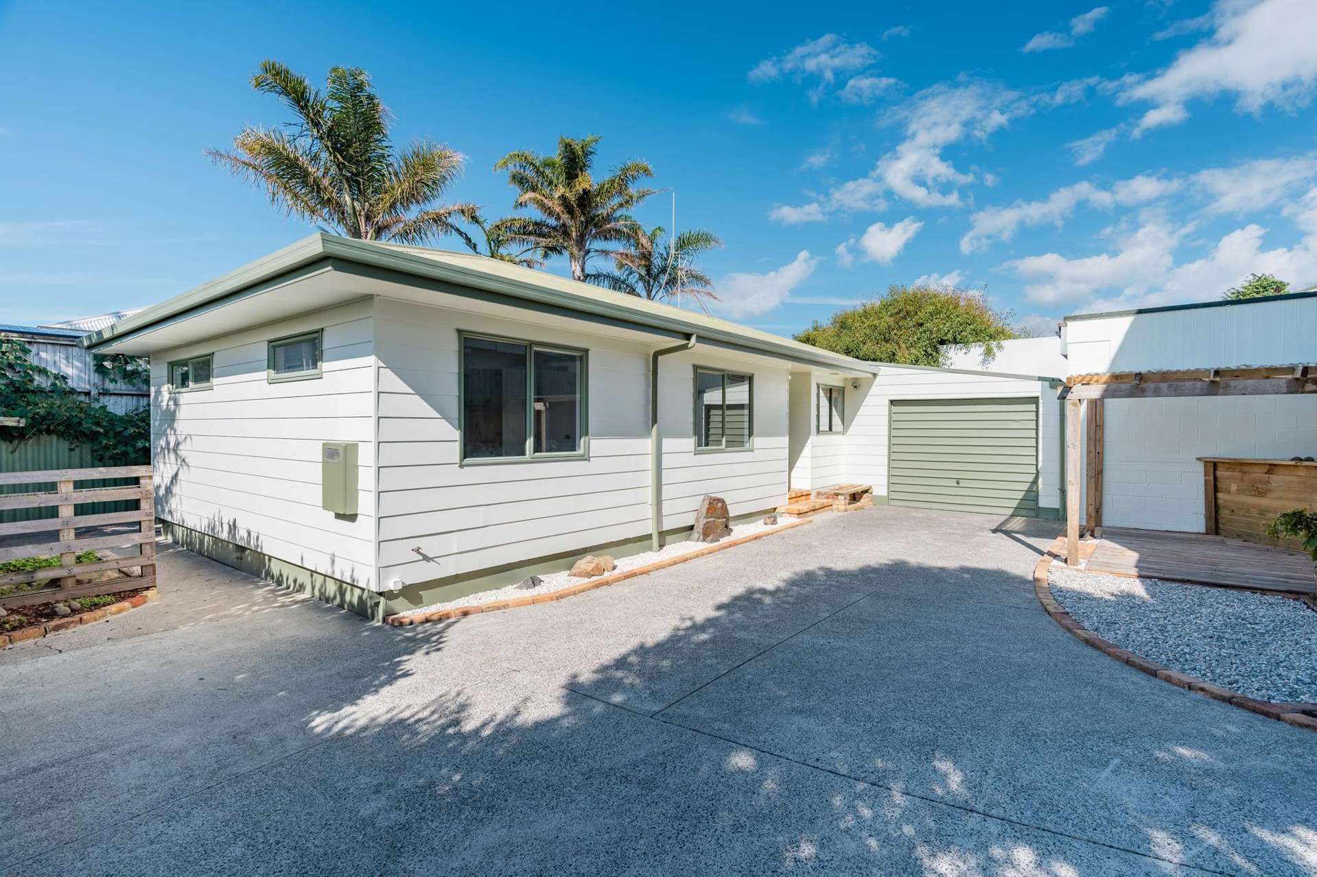 1132b Papamoa Beach Road Papamoa_0