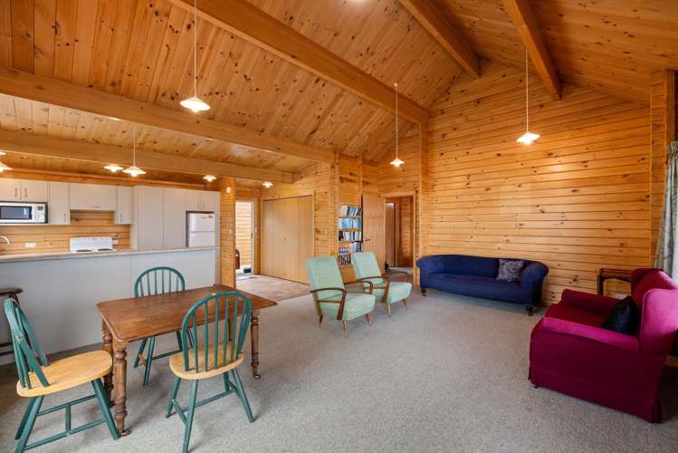 19b Tuawera Terrace Sumner_2