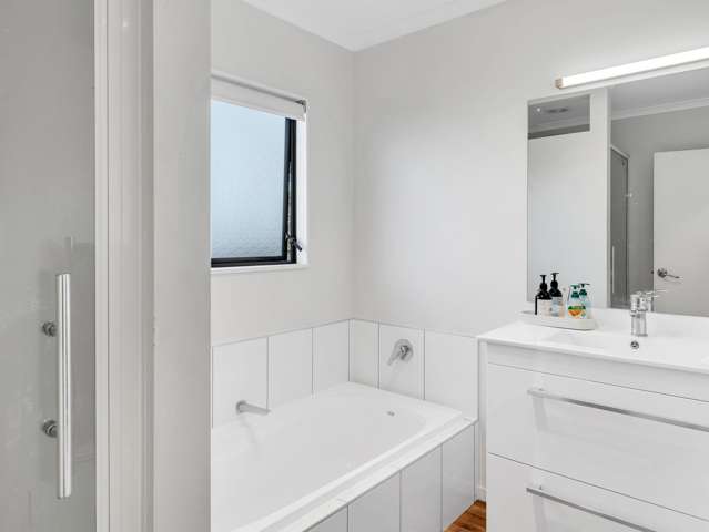 32 Dahlstrom Grove Kelvin Grove_4