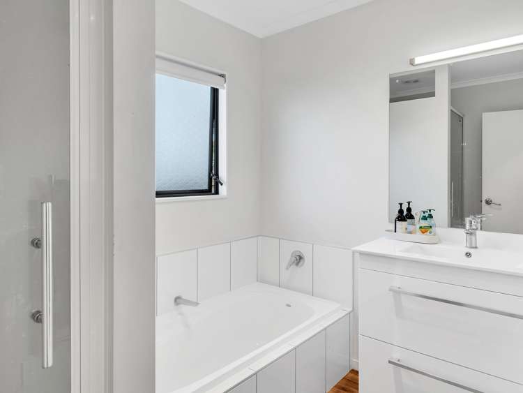 32 Dahlstrom Grove_2