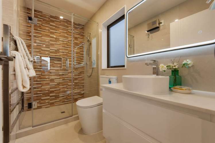 219B & 1/219B Murphys Road Flat Bush_20