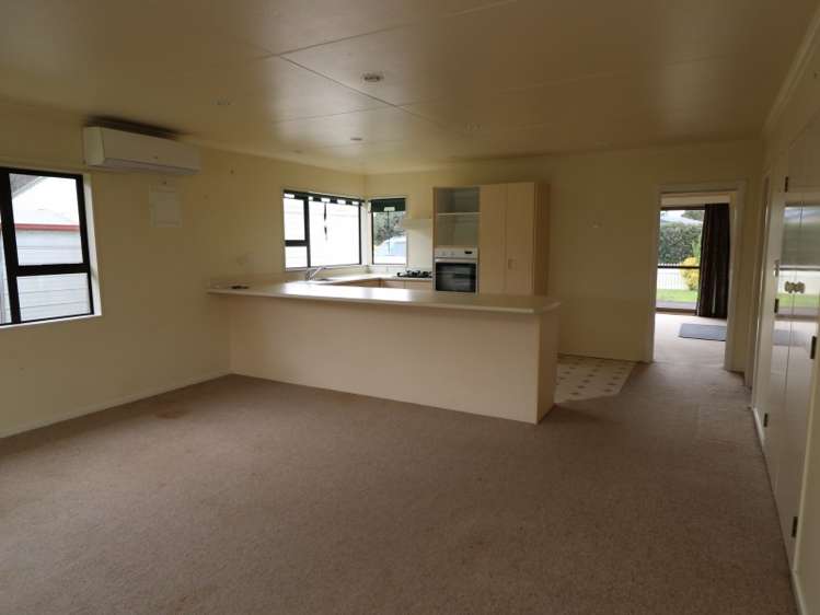 12 Thomas Place Foxton Beach_5