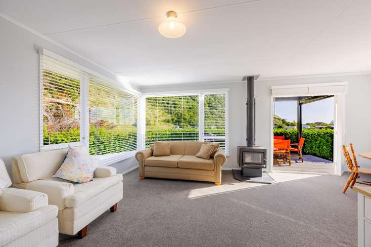 15 John Ross Place Kairakau Beach_1