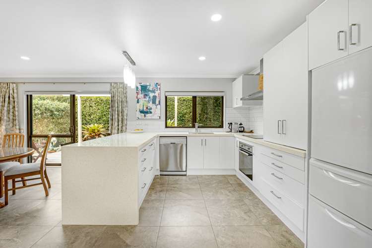 1 Parkwood Crescent Gulf Harbour_6