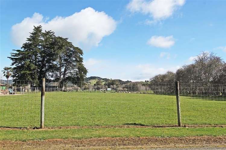 1105 Dovedale Road Dovedale_2