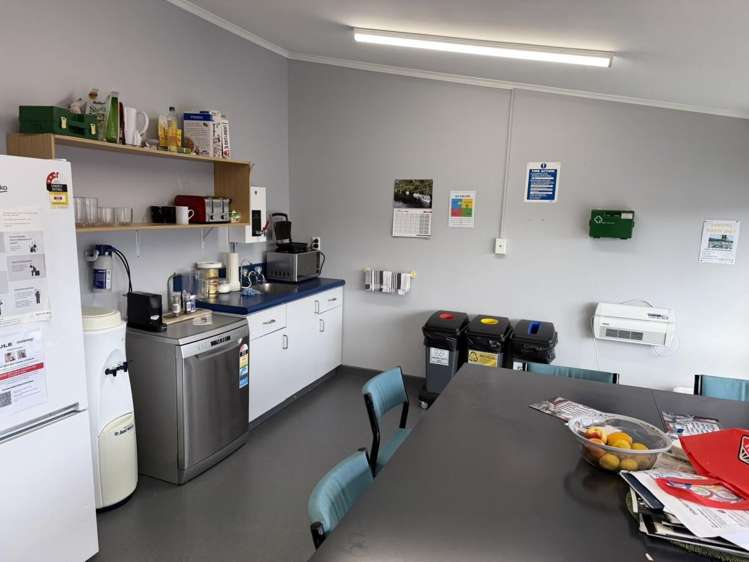 154-156 Gill Street New Plymouth_12