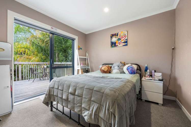 8a Ambler Avenue Glen Eden_8