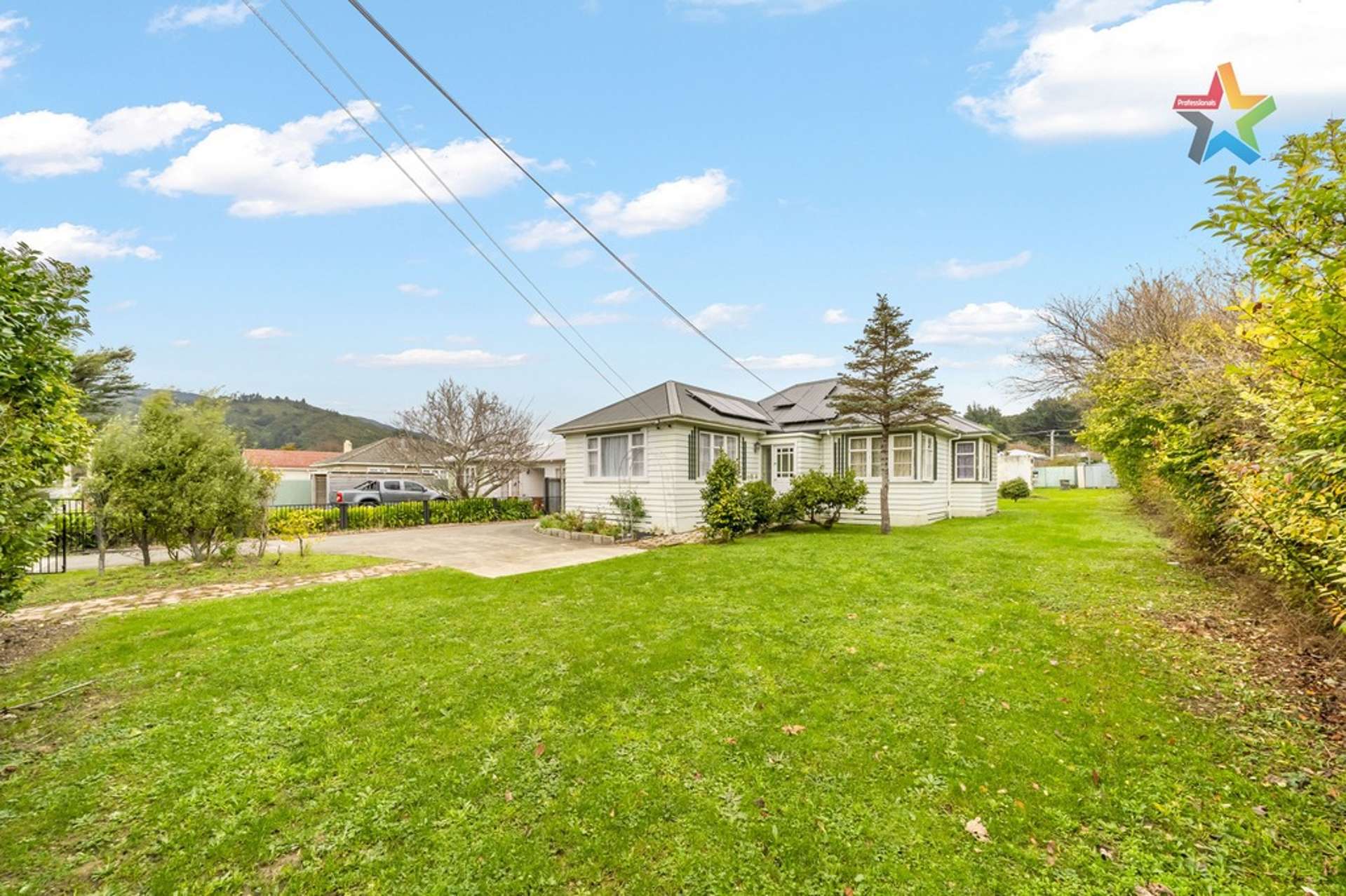 76 Main Road Wainuiomata_0