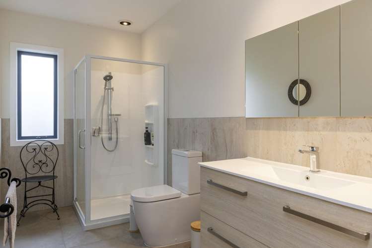 12 Sorrento Drive Rangatira Park_25