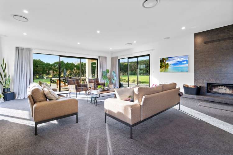 8 Lochend Close Waihopai_6
