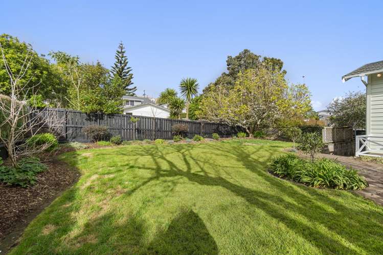 30 Ferryhill Road Epsom_16