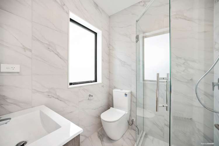 63 Drumbuoy Drive Flat Bush_16