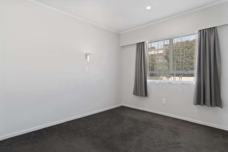 1 Linklater Avenue Bellevue_9