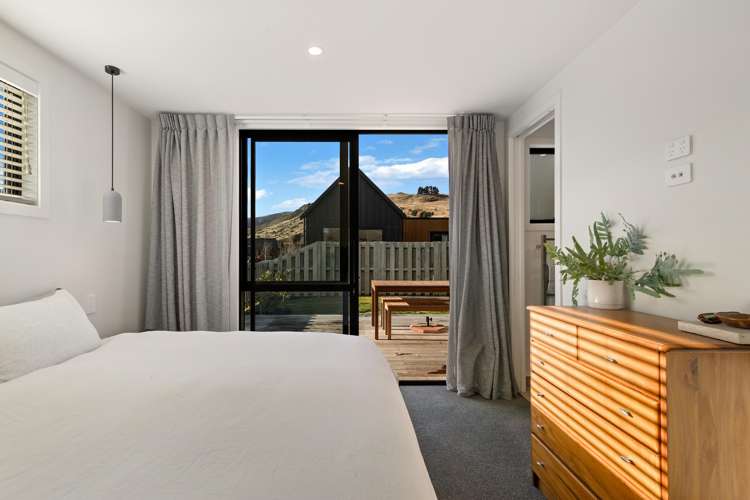 1 Bellamore Street Dalefield/Wakatipu Basin_15