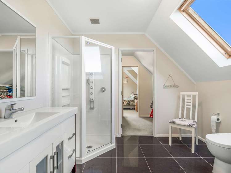 162 White Road Hunua_13