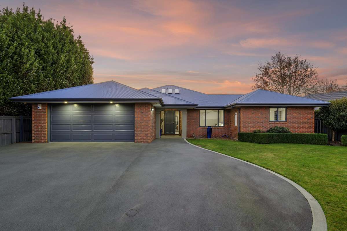 Casebrook 110 Regents Park Drive | Casebrook | Christchurch City | Houses for ...