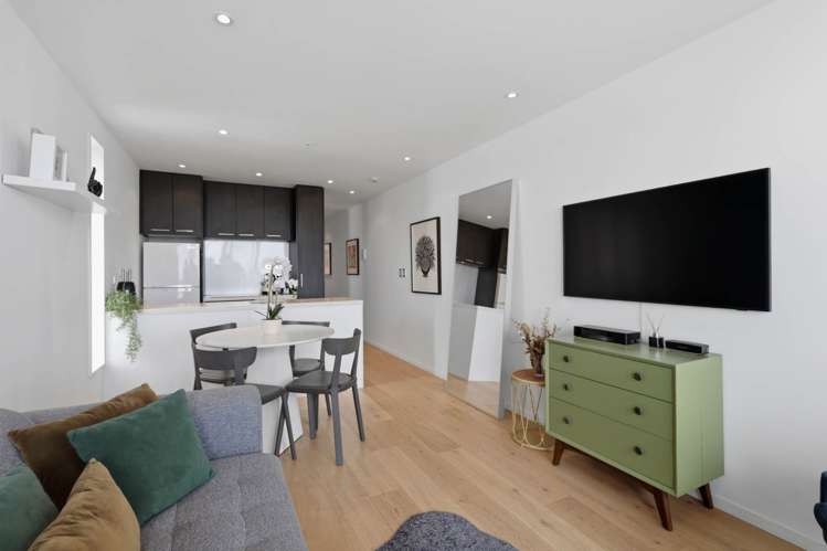 1701/8 Airedale Street_5