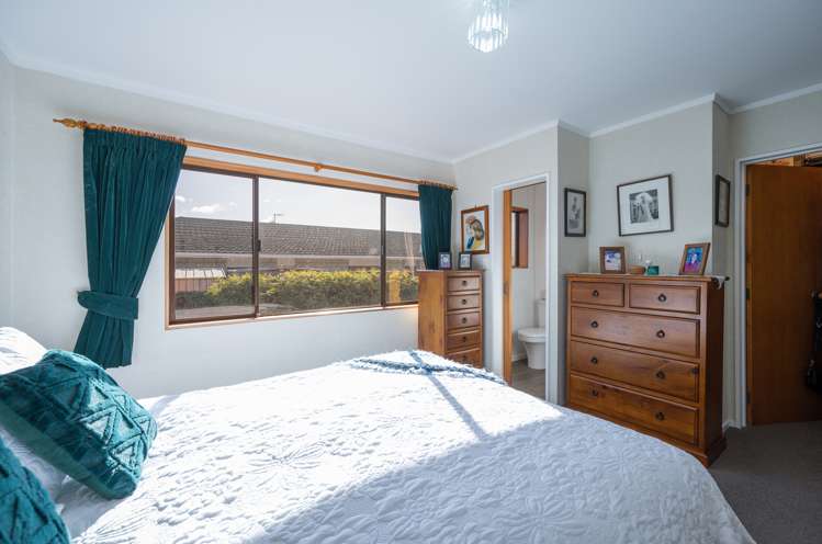 14 Selbourne Avenue Richmond_16