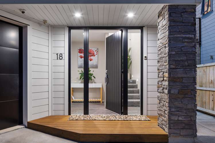 18 Gyle Place Pyes Pa_1