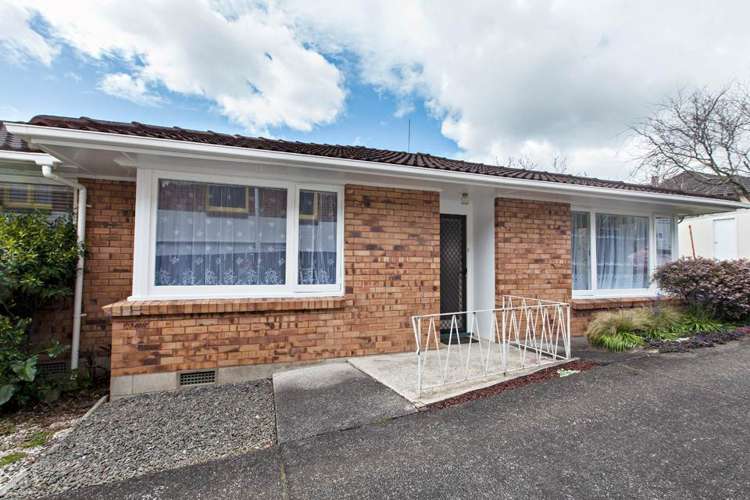 2/8 Rawhiti Road One Tree Hill_0