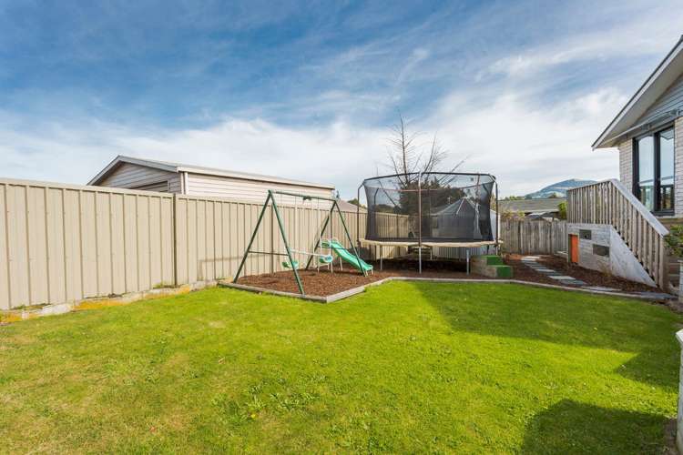 8 Clariton Avenue Green Island_17