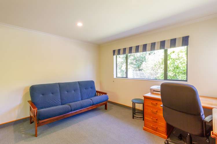 7 Breckenridge Lane Puketapu_11