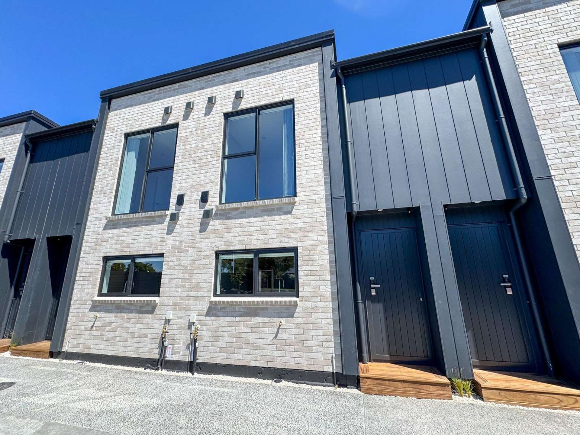 19B House Avenue 1712_0