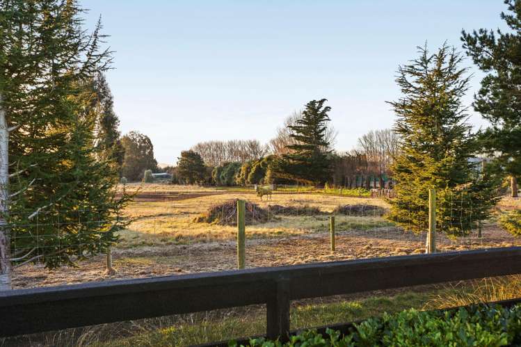 49 Quinn Crescent Woodend_22
