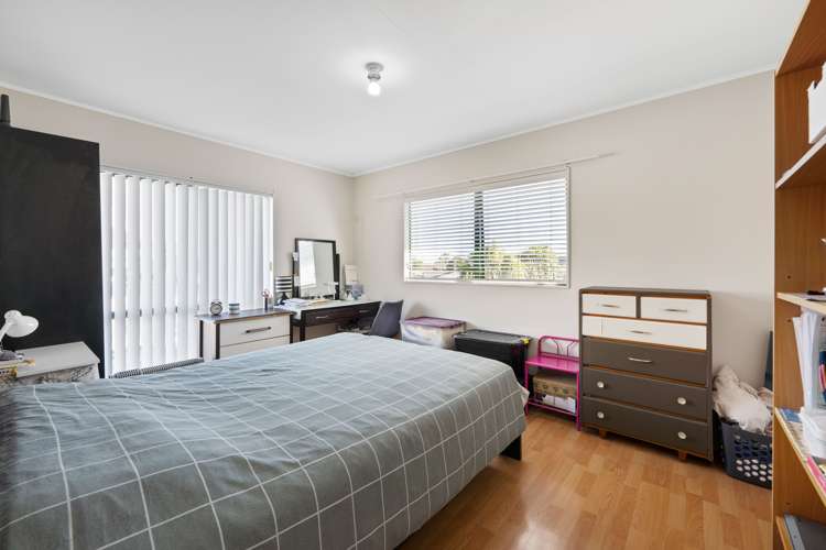 70 Priestley Drive Bucklands Beach_12