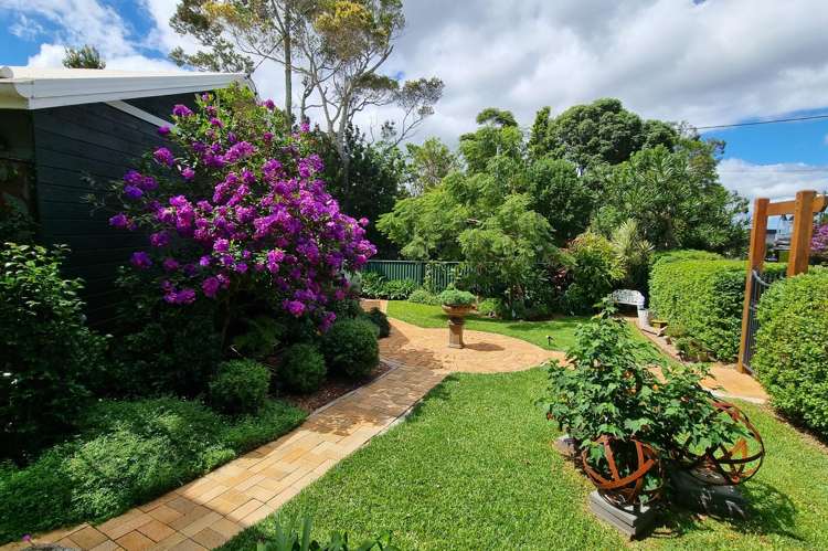 14 Moreton Bay Avenue Tamborine Mountain_13