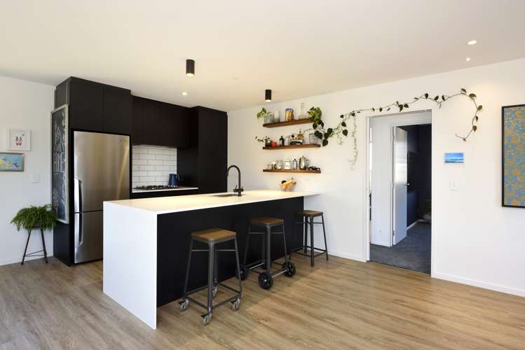 9 Camberley Road Richmond_13