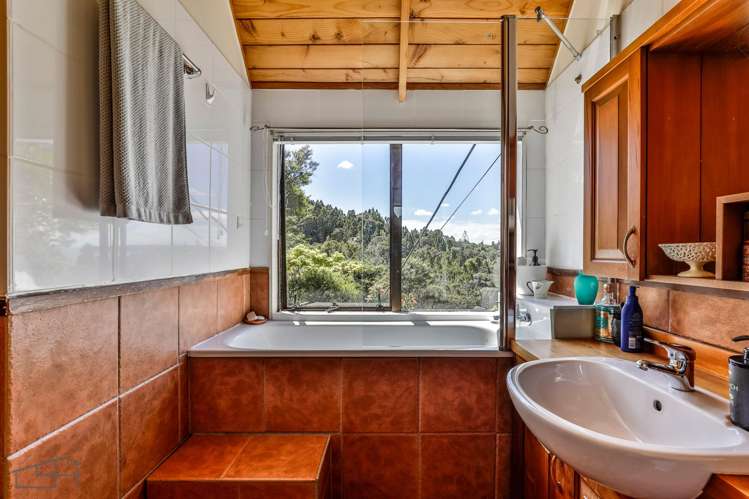 28 Wood Bay Road Titirangi_16