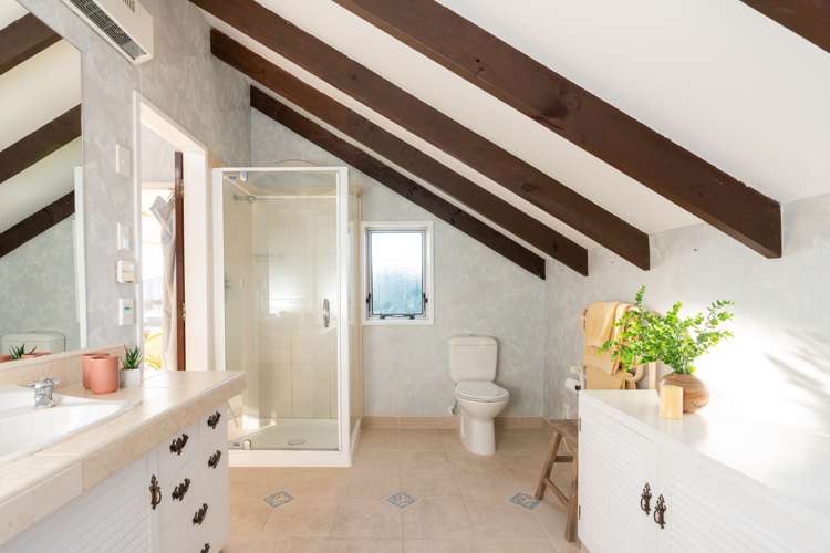 113 Field Way Waikanae Beach_27