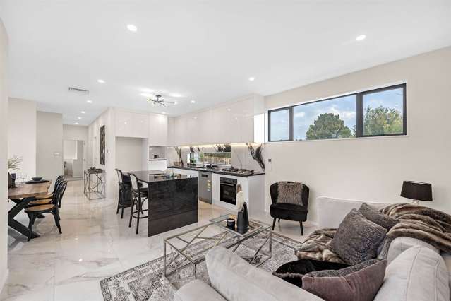 79A Bond Crescent Forrest Hill_2
