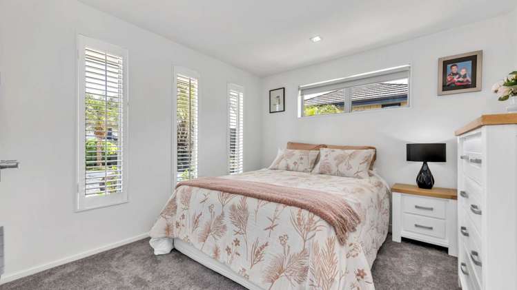 21 Constellation Avenue Beachlands_33