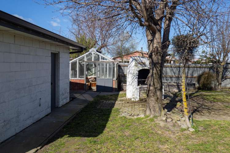 4 Reddecliffe Crescent Hampstead_18