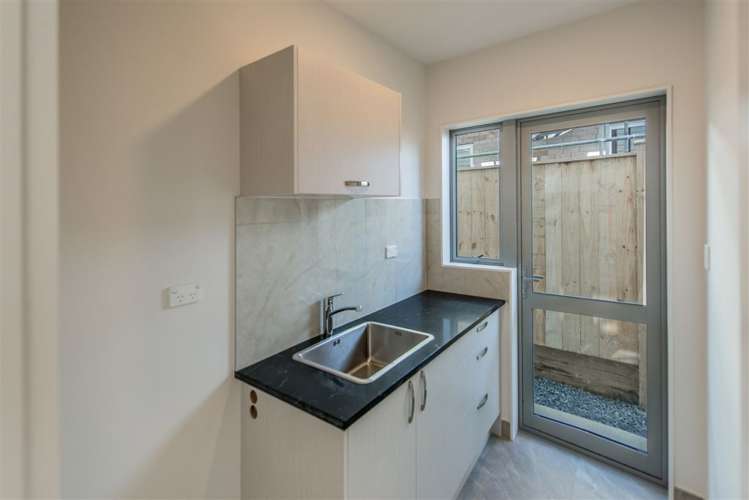 39 Timmer Road Flat Bush_9