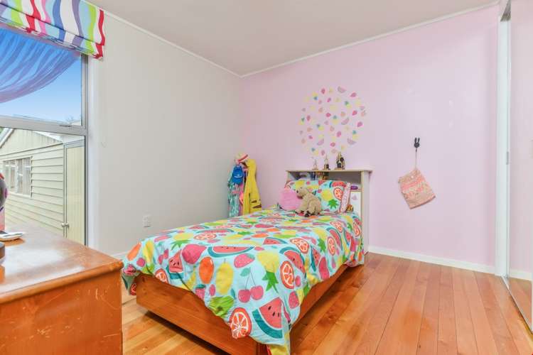 2 Pennycook Place Sunnyhills_16