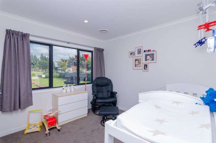 51 Solway Crescent Solway_13