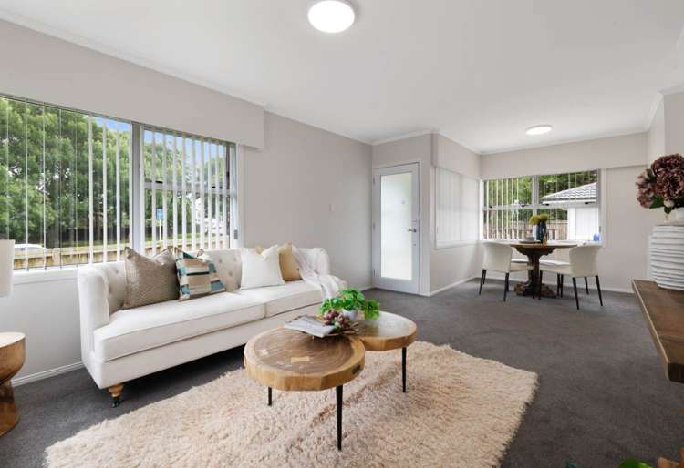 1/8 Edgewater Drive Pakuranga_3