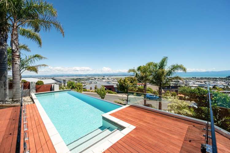 8 Pinnacle Place Wakatu_2