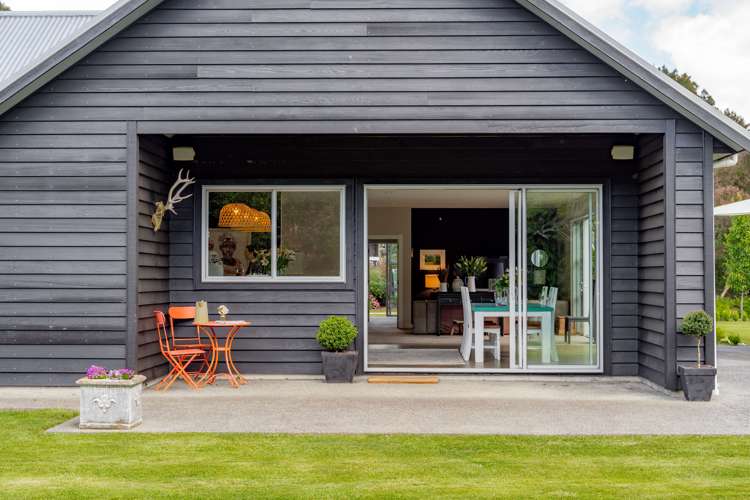 152 Willow Park Drive Opaki_25