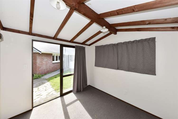 15 Haig Place Woolston_18