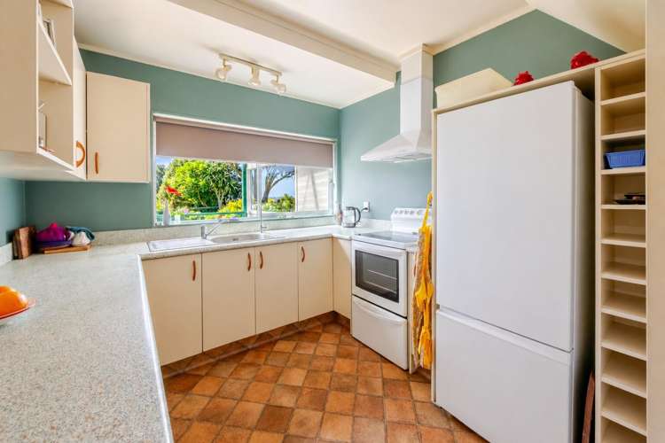 25 Beach Road Porangahau_5