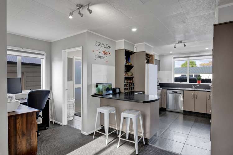 54 Egmont Street Hawera_7