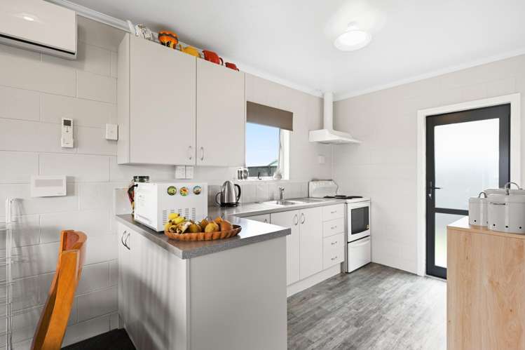 57a Saxbys Road Deanwell_6