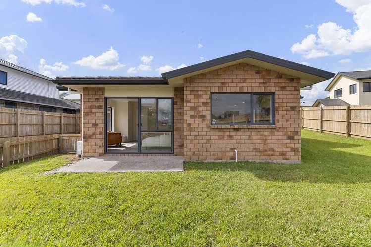 10 Mediterranean Way Goodwood Heights_22