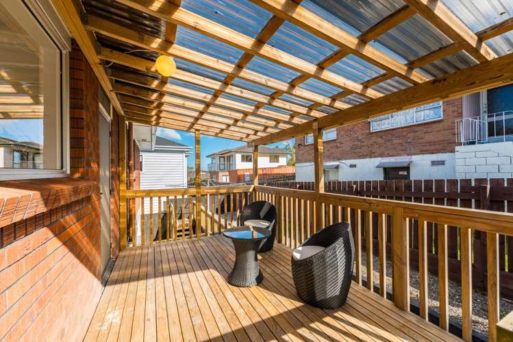 14 Waimumu Road Massey_23