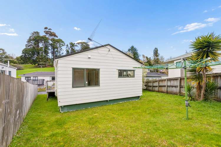31 Loughanure Place Massey_19