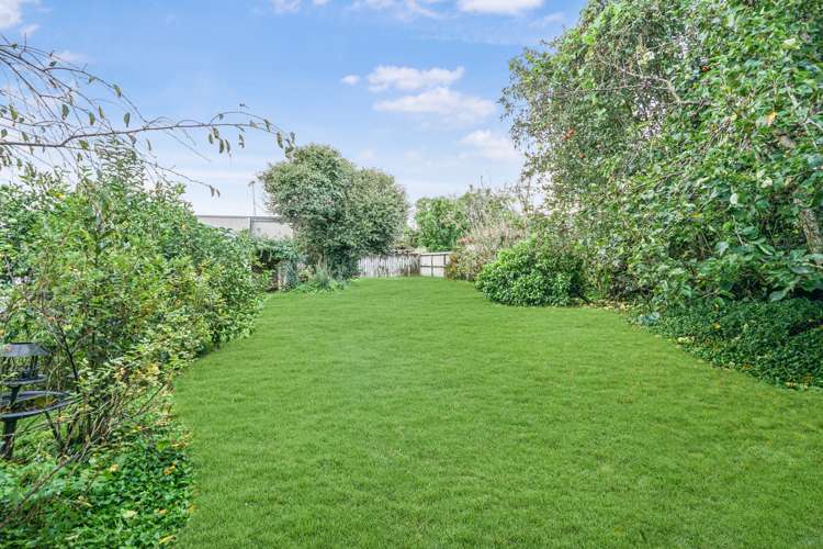 83 East Street Enderley_24